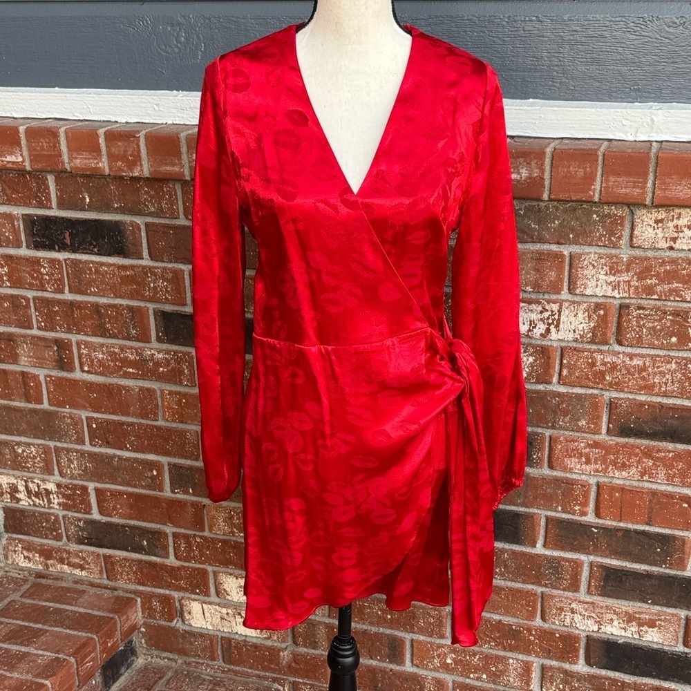 Never Fully Dressed Red Satin Wrap Mini Dress Long Sleeve Size US 6 NWT